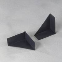 Hjørnebeskyttelse plast 3-sidet sort 70x70x28mm 1000stk/kar