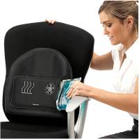 Fellowes Professional Series Ryggstöd Fellowes Professional Series Heat and Soothe ryggstöd hjälper till att förebygga värk och spänningar i samband med långvarigt skrivbordsarbete och att minska spänningar från dålig hållning.