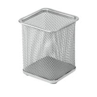 Penneholder Firkantet Sølv MESH Penneholder, firkantet, Sølv. MESH serien er skrivebordstilbehør i flettet metaltråd...