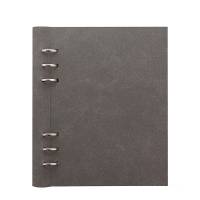 Clipbook Architexture A5 Concrete Architexture Kollektionen i et udsøgt, blødt og behageligt omslag med ruskindseffekt, her i Clipbook udgaven. Træk i omslaget for at åbne ringene og lad tilpasningen af notesbogen begynde.