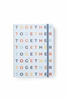 Filofax Notebog Together A5 Words Føl dig styrket med vores genopfyldelige A5-notesbog fra Together Collection, med et unikt cover designet til at inspirere unge kvinder.