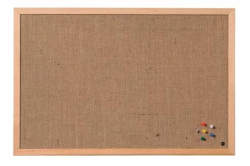 Opslagstavle Hessian Træramme 60x40cm Opslagstavle i stof med foliebeklædt træramme. Rammen er 20 mm tyk, og tavlen er 13 mm tyk. Leveres med ophængningsbeslag.