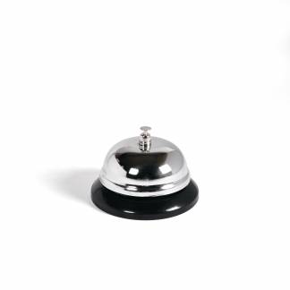 Receptionsur 8,5 x 7cm Praktisk og elegant receptionsur i metal af høj kvalitet, ideelt til hoteller, receptioner, butikker og andre steder, hvor der er behov for hurtig og nem kommunikation med personalet.