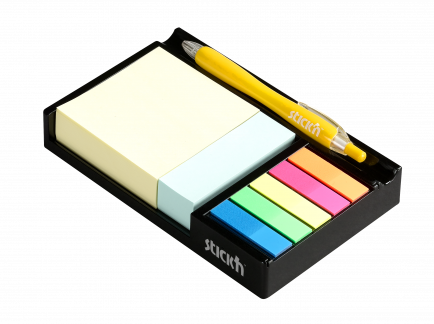 Notesblok 76x76 200 ark Indeksfaner Sorteret med Holder Stick'n notesblok med holder og pastelfarvede noter (76 x 76 mm, 200 ark). Ekstra størrelser (76 x 25 mm og 45 x 12 mm) og holder til noter og penne (penne medfølger ikke).