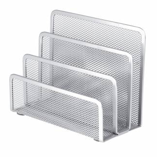 Brevholder Sølv Sølv. 132x175x80mm (højde x bredde x dybde). MESH skrivebordsserien er skandinavisk designet mesh-metal skrivebordstilbehør til alle formål.