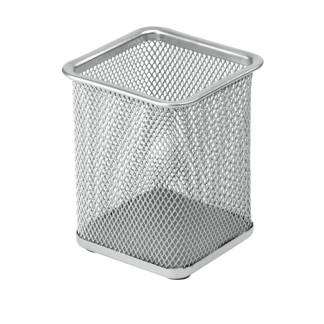 Penneholder Firkantet Sølv MESH Penneholder, firkantet, Sølv. MESH serien er skrivebordstilbehør i flettet metaltråd...