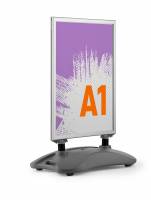 Gadeskilt heavy base outdoor a1 Dobbeltsidet gadeskilt med stabil base til A1-format. Vejrbestandigt takket v&aelig;re UV-stabil frontplast og gummit&aelig;tning, som beskytter mod vand.