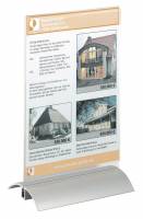 Presenter a5 stilren bordskilte i klar akryl, læseligt fra begge sider. Fod af aluminium.