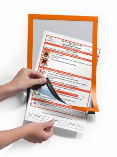 Inforamme duraframe&reg; a4 bulk pack Selvkl&aelig;bende informationsramme til oplysninger i A4-format. Magnetisk ramme p&aring; forsiden g&oslash;r det nemt at udskifte informationer. 10 stk/pakke