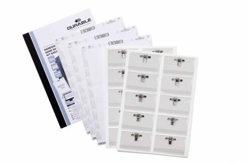 Navneskilt s&aelig;t m n&aring;l/klemme 54x90mm S&aelig;t med 20 stk navneskilt med n&aring;l/klemme og tre A4 ark med indstik.