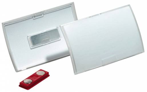 Navneskilt click fold rpp 40x75, magnet Letvægts konveks foldbart navneskilt med unik klikmekanisme, der har en magnetisk fastgørelse. Størrelse 40x75 mm. 10 stk. pr. æske.