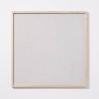 60 x 60 cm. Linen pin board. Wood frame. 60 x 60 cm. Linen pin board. Wood frame.