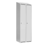 Garderobeskab SMG 2x300mm med skråt tag, lys grå døre og greb for hængelås