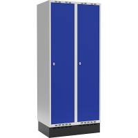 GarderobeSkab 2x400mm m/lige tag, blå dør med greb for hængelås og sokkel