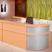 Reception Vega Overdel Hjørne 1300x1300 mm Bøg