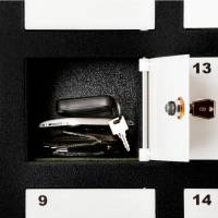 Opbevaringsboks til mobil/v&aelig;rdier 50 rum