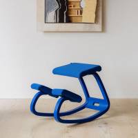 Kn&aelig;stol Varier Variable Monochrome Marine