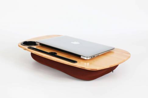 TWIN Laptop desktop with soft pads